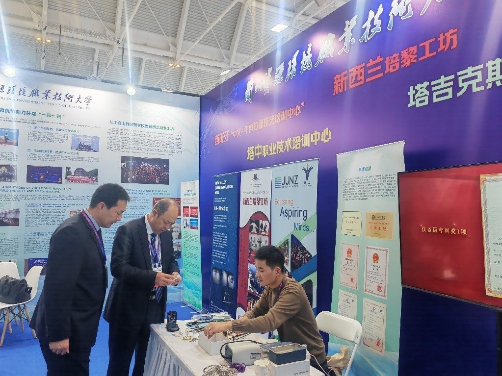 展臺現(xiàn)場。蘭州資源環(huán)境職業(yè)技術大學供圖