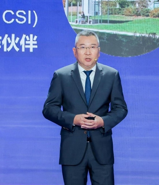 12月6日，法國達(dá)索系統(tǒng)公司全球執(zhí)行副總裁許善淞在深圳全球招商大會(huì)上。新華社發(fā)