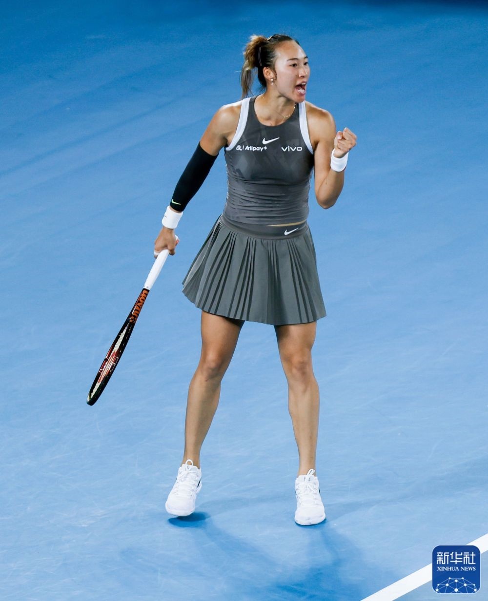 ↑鄭欽文在比賽中慶祝得分。新華社記者 馬平 攝