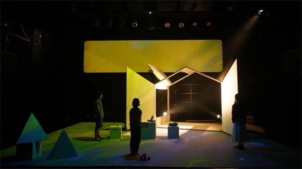 《又一道光芒》劇照。中國國家話劇院供圖