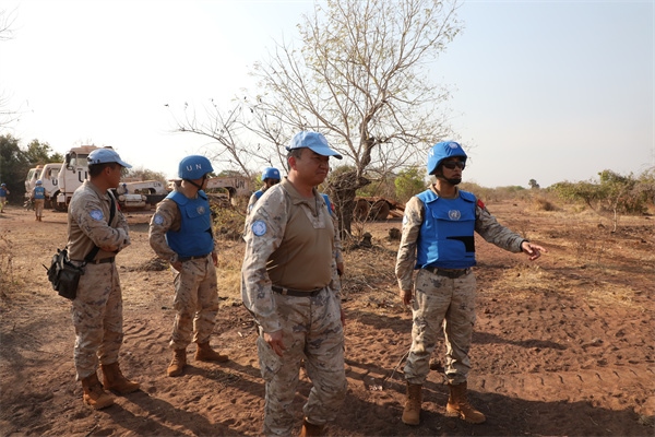 施工現(xiàn)場(chǎng)。張曉昆攝