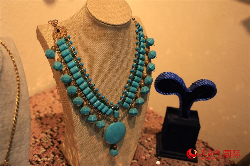 蘇美爾時(shí)期的流行項(xiàng)鏈。 人民網(wǎng)伊納斯·易卜拉欣攝