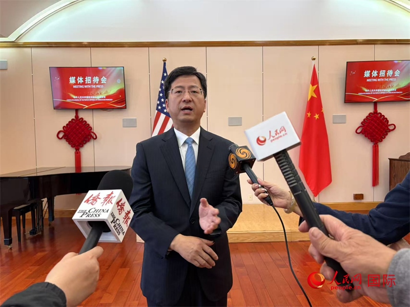 張建敏接受人民網(wǎng)等媒體記者采訪。人民網(wǎng) 鄧圩攝