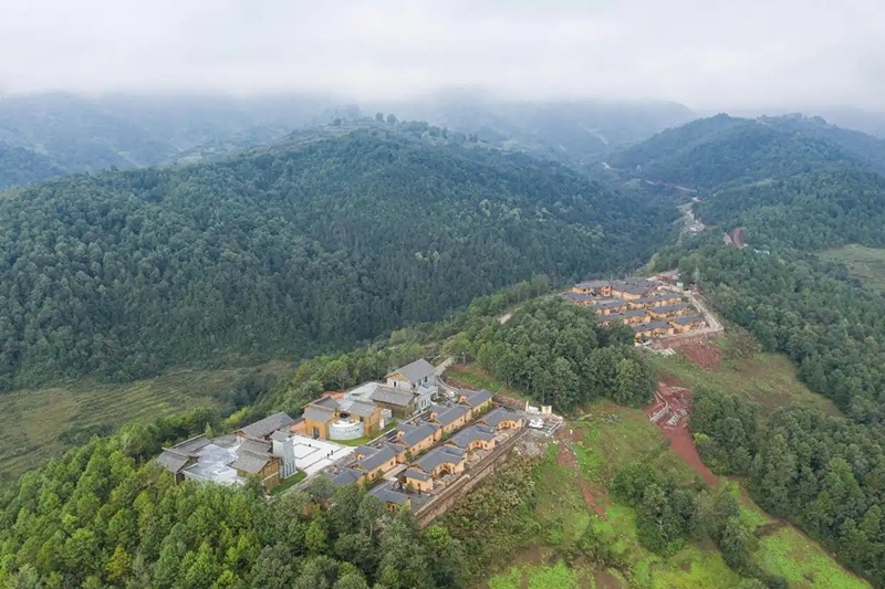 2020年10月13日拍攝的三河村新村聚居點(diǎn)。 