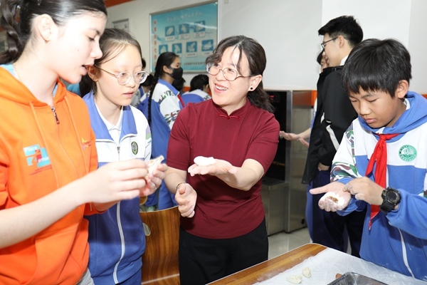 “見字如面，中法同心”青少年文化交流活動啟動。北京市教委供圖