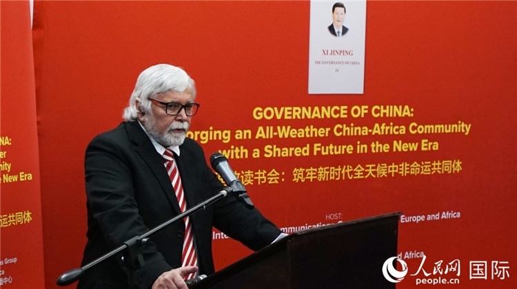 南部非洲科學(xué)、工程、技術(shù)、教育協(xié)會(huì)執(zhí)行副總裁楊煥嶺。人民網(wǎng) 劉暢攝