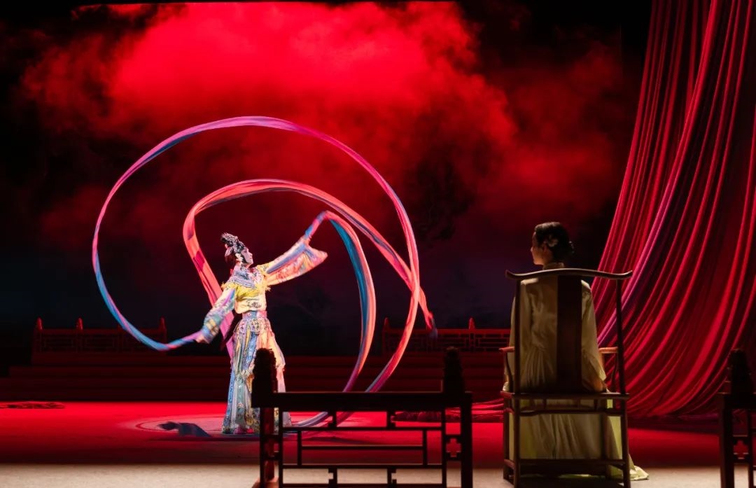 演出現(xiàn)場。北京人藝供圖