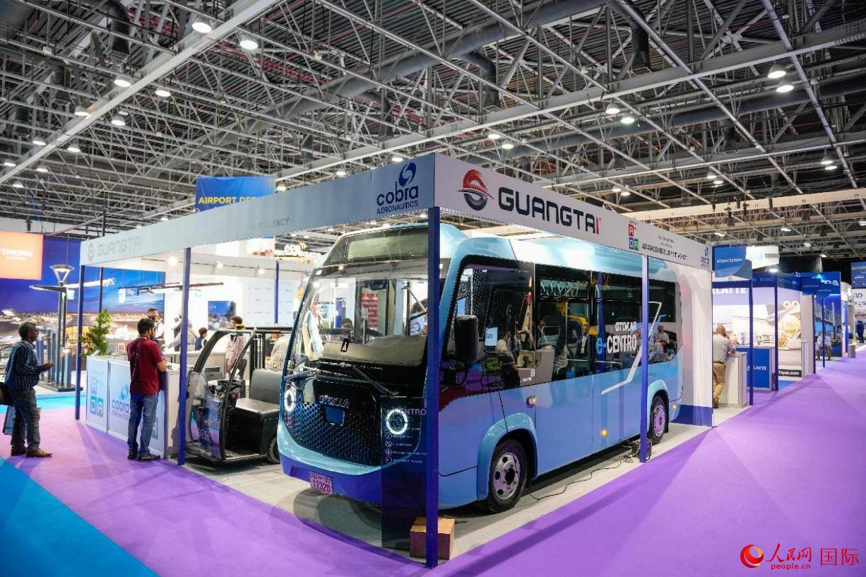 展會展示的電動大巴車。人民網(wǎng)塔里克·易卜拉欣攝
