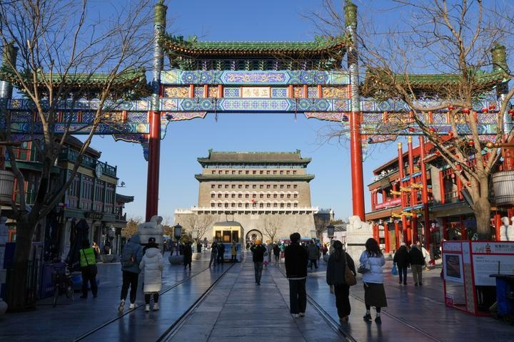 這是2024年12月26日從前門大街拍攝的正陽門箭樓。