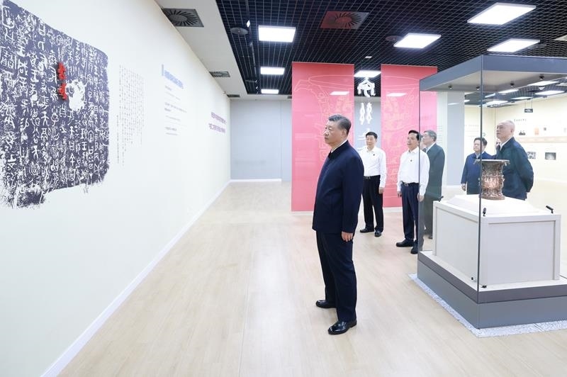 △2024年9月10日，習近平總書記來到陜西寶雞市參觀寶雞青銅器博物院。