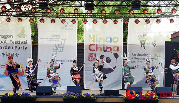 舞蹈《迎客歌》。人民網(wǎng)記者 殷淼